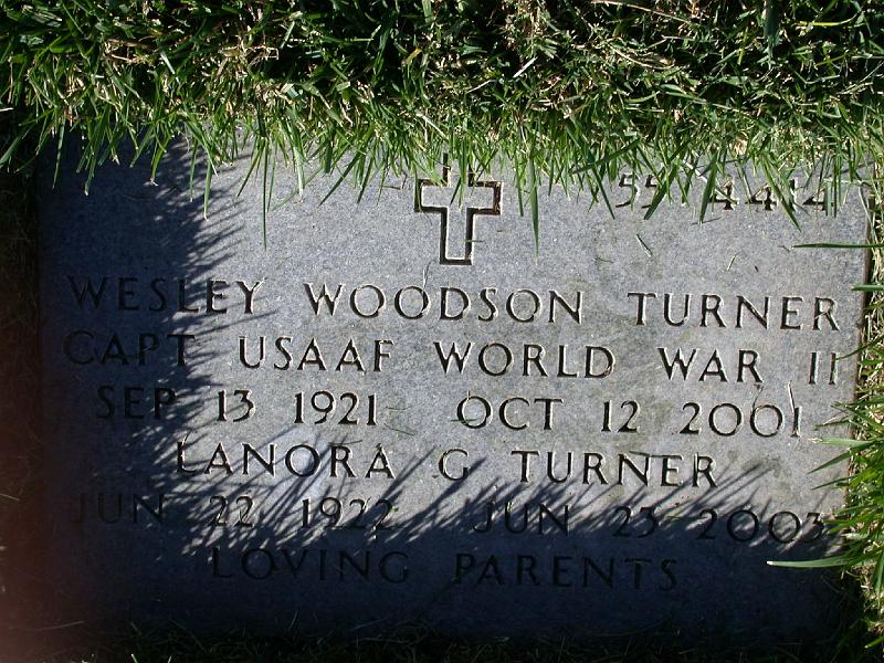 Headstone - Wesley&Lanora.JPG